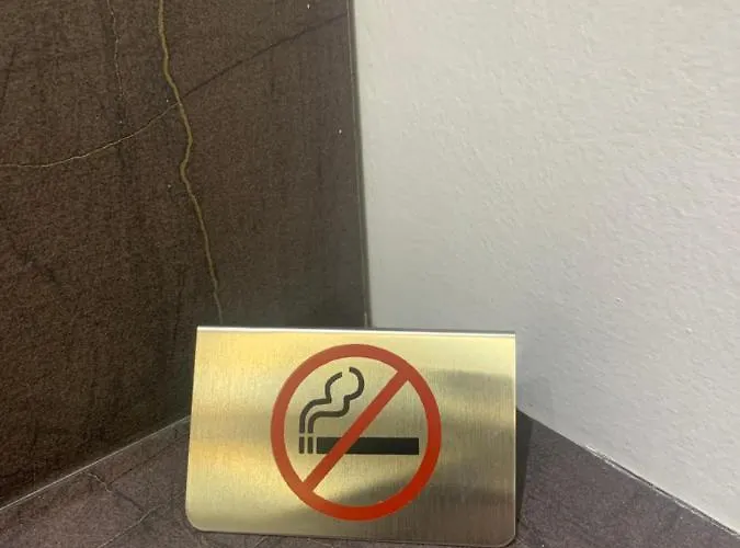Pin *
