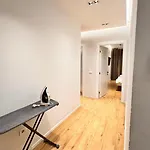 Pin *
