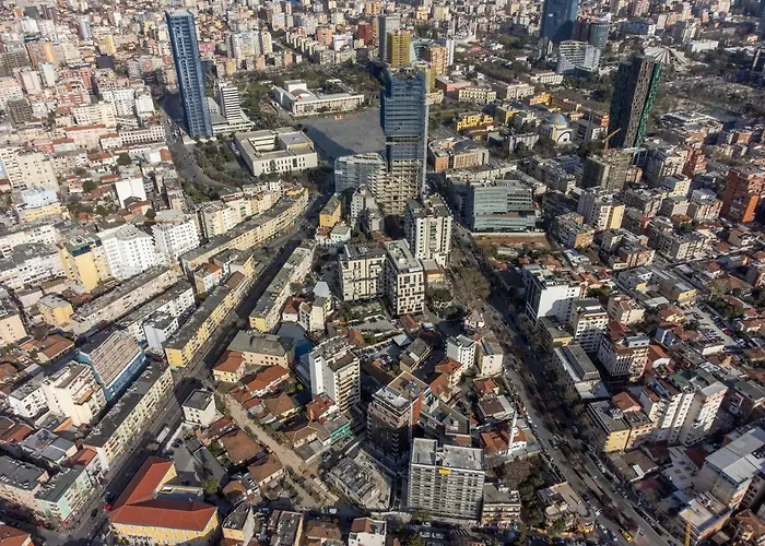 Pin 公寓 地拉那